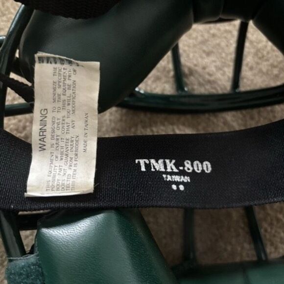 Tag Battle Gear TMK-800 Green Catcher Umpire Mask - Picture 7 of 7